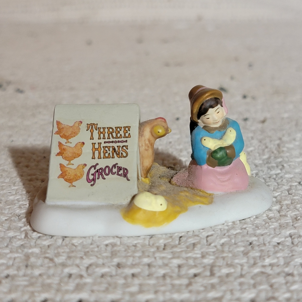 Dept 56 Helping Mother Hen